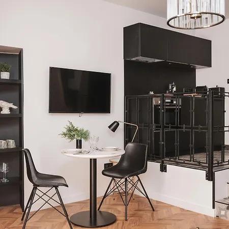 Place Royale - Maisons Du Monde & דירה *