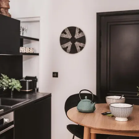 Place Royale - Maisons Du Monde & Suites