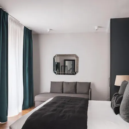 Apartment Place Royale - Maisons Du Monde & Suites