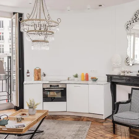 Apartment Place Royale - Maisons Du Monde & Suites Nantes