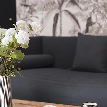 Apartment Place Royale - Maisons Du Monde & Suites